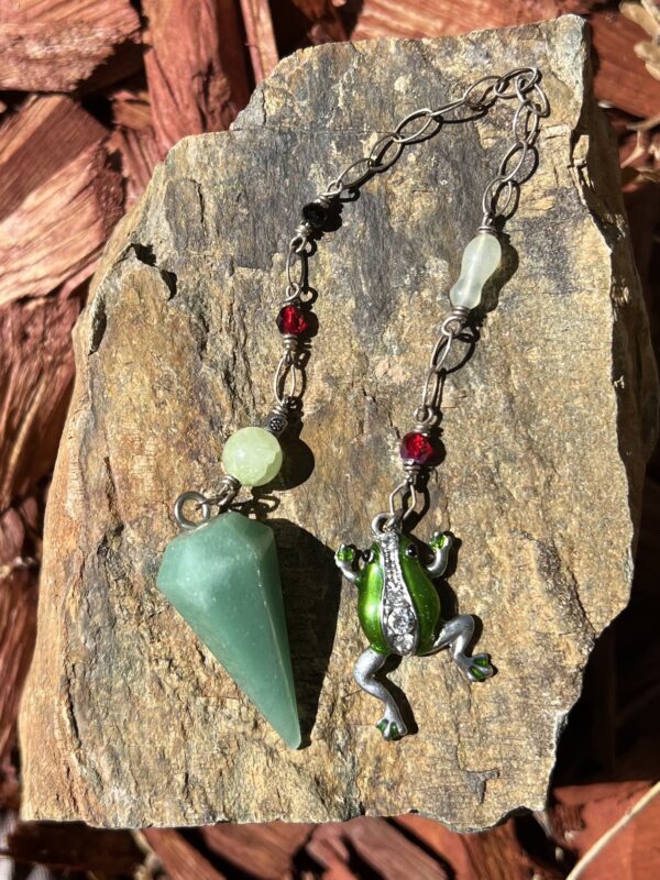 Crystal Frog Pendulum for Children